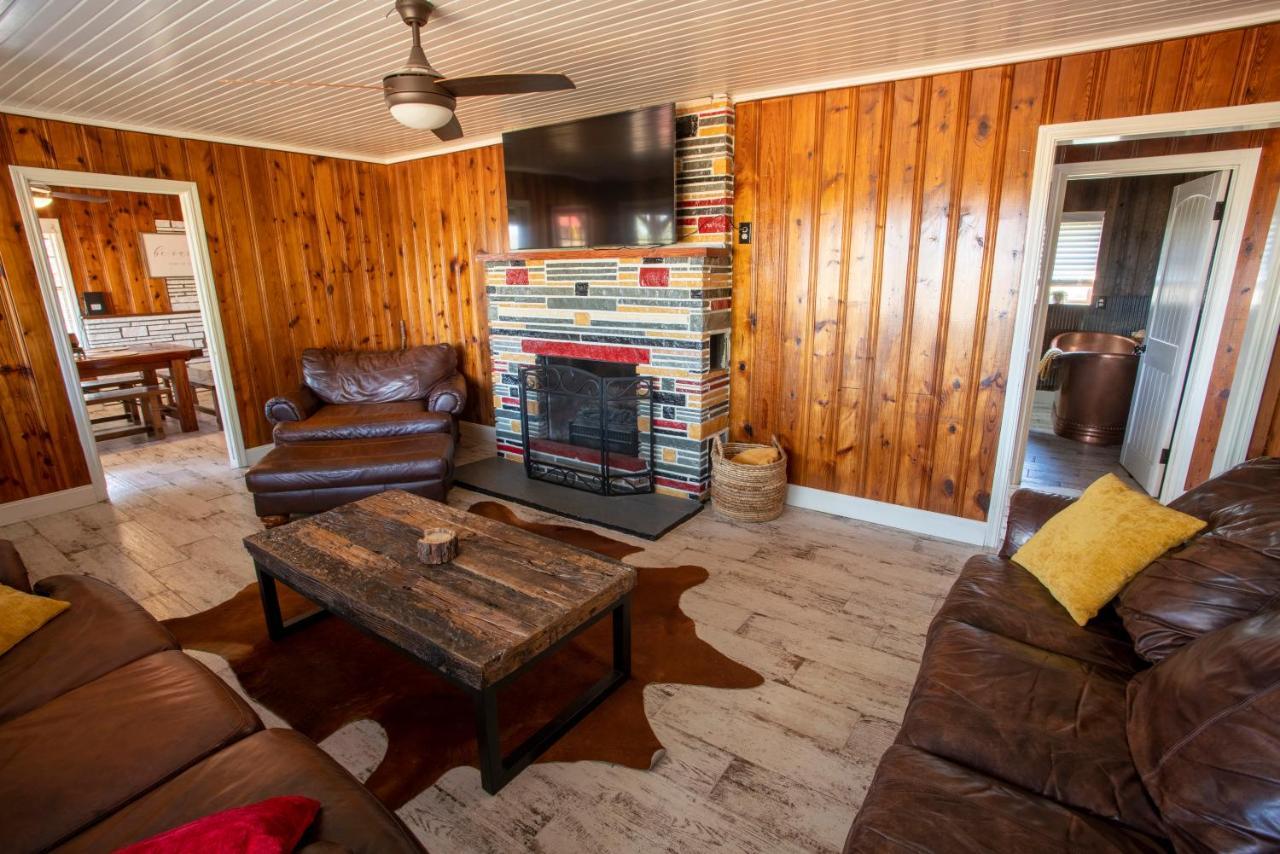 Nebo'S Foot, Hiking And Biking Escape With Game Shed Villa Dardanelle Exterior photo