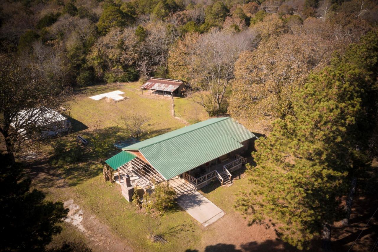 Nebo'S Foot, Hiking And Biking Escape With Game Shed Villa Dardanelle Exterior photo