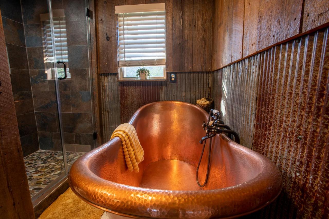 Nebo'S Foot, Hiking And Biking Escape With Game Shed Villa Dardanelle Exterior photo